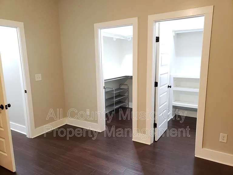 4064 Cedar Cir — Photo 18