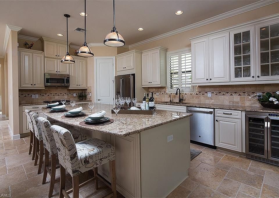 1st image of 23790 Pebble Pointe Ln