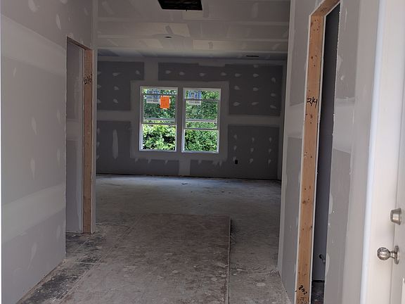 3rd image of 2730 Penzance Pl