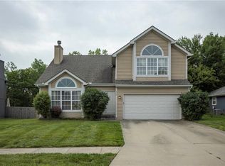 205 SW Creek Ridge Dr, Grain Valley, MO 64029