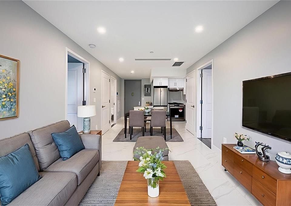 1st image of 643 5th Ave #4D