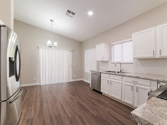 5th image of 947 S Tucana Ln