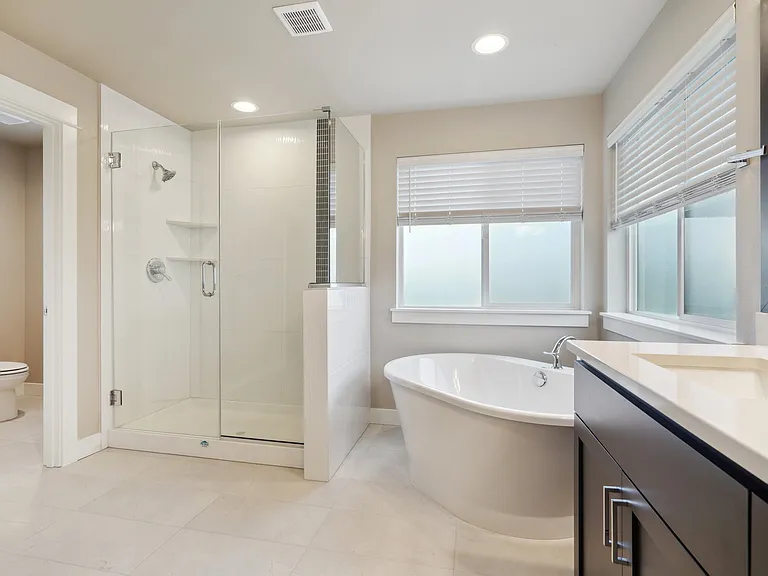 23106 SE Evergreen St — Photo 13