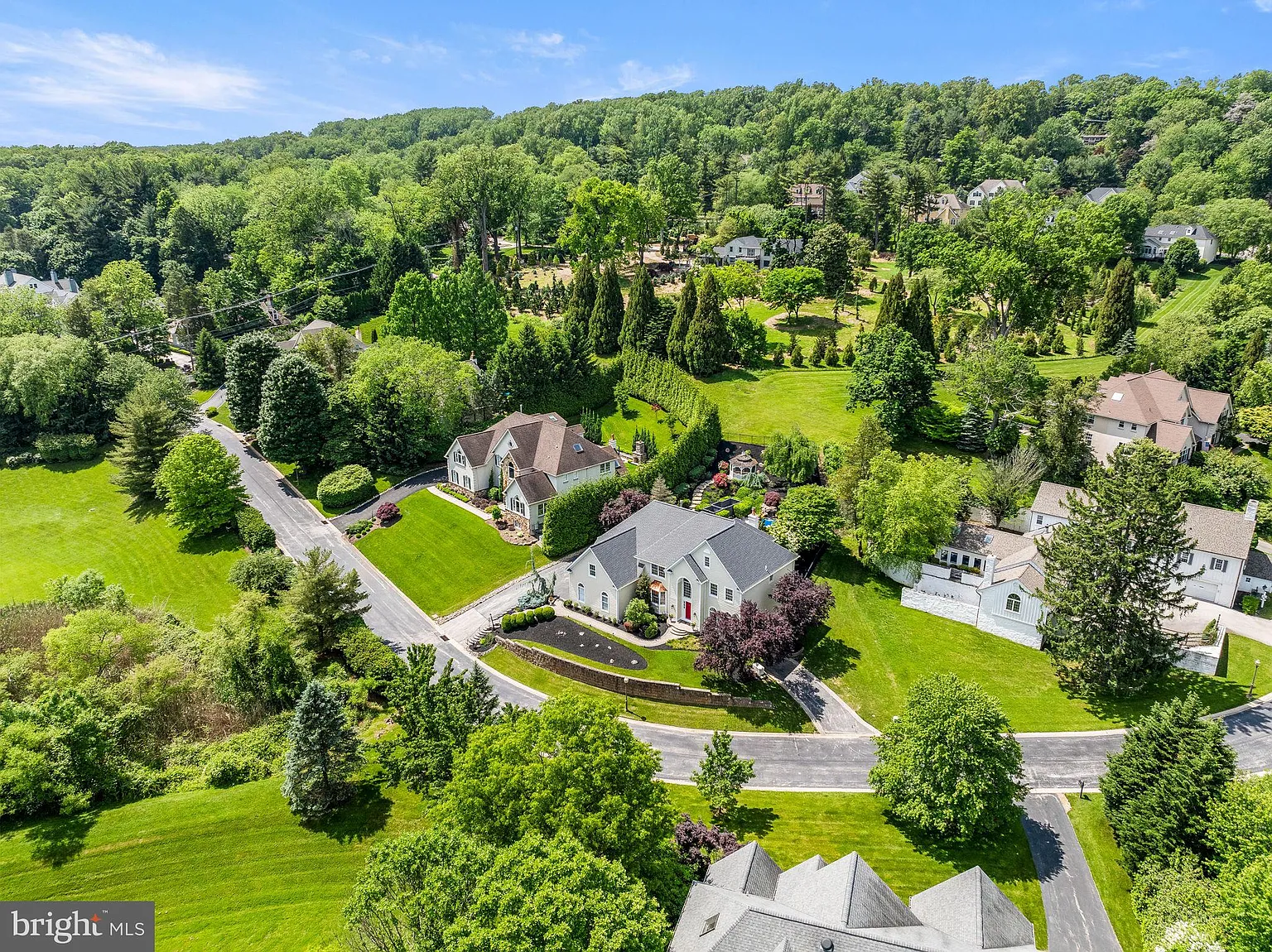 1261 Gulph Creek Dr photo 1