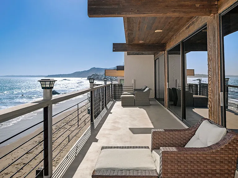 24638 Malibu Rd — Photo 20
