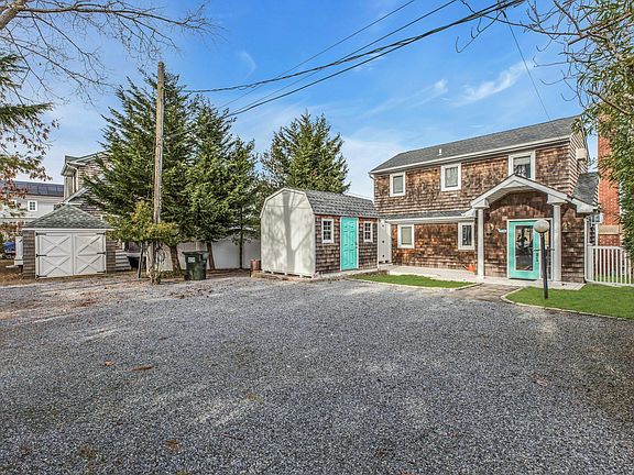2nd image of 53 W End Ave