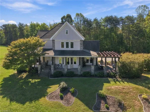 246 Dionne Way, Stokesdale, NC 27357