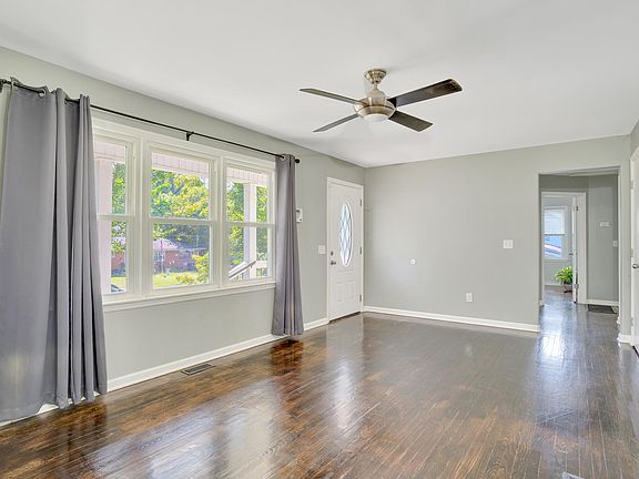 4th image of 4605 Kemp Dr