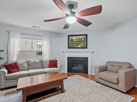 4th image of 3307 Skybrook Ln