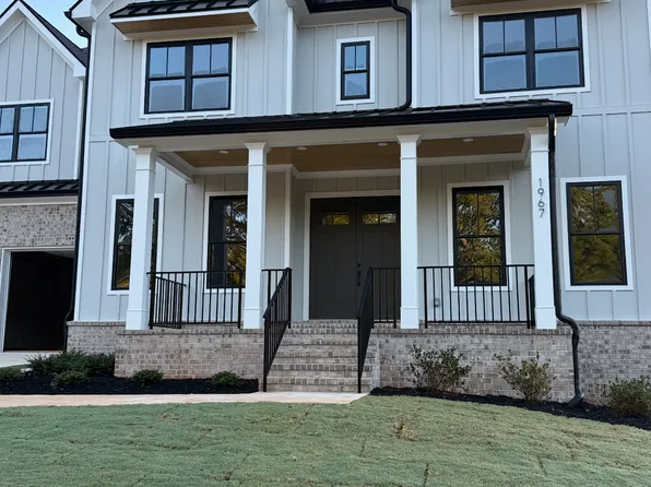 1967 Highgrove Ct, Atlanta, GA 30345