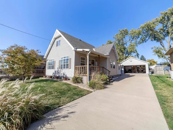 1231 Locust St, Quincy, IL 62301
