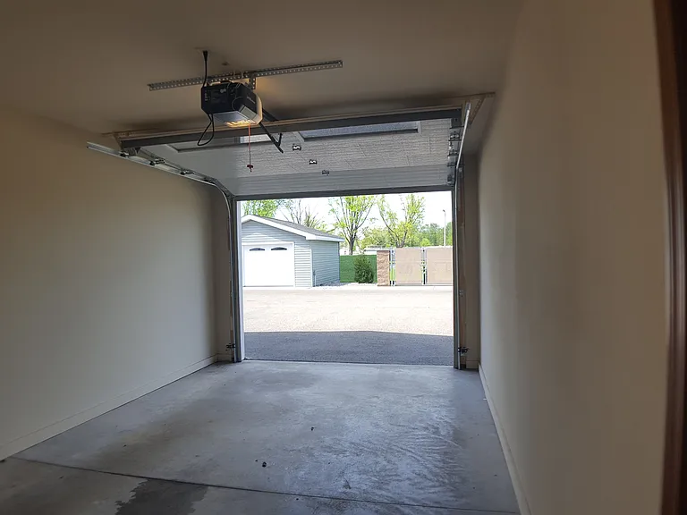 200 Buehler Ave #10 — Photo 15