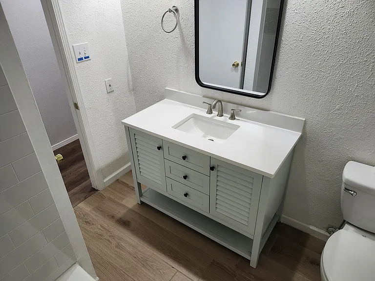 2305 Stockbridge Ct — Photo 22