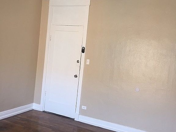 3rd image of 1235 N Washington St APT 04