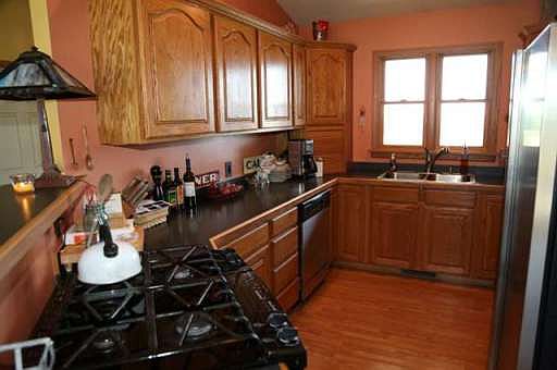 4th image of 14240 Highland Way