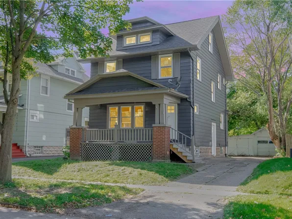 61 Longview Ter, Rochester, NY 14609