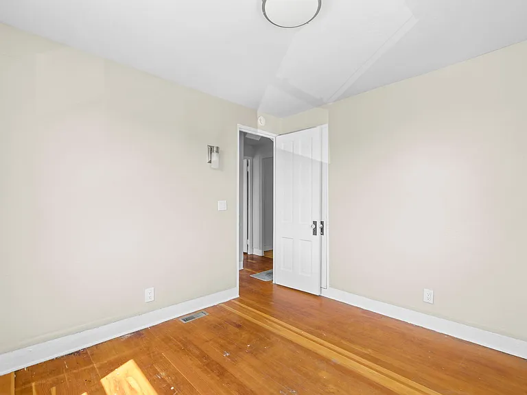 2121 Albatross St #2121 — Photo 17