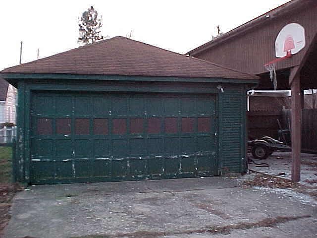 2nd image of 1315 N Dequincy St