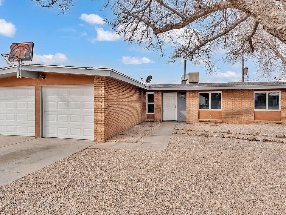 1st image of 1813 Sandler Ct NE