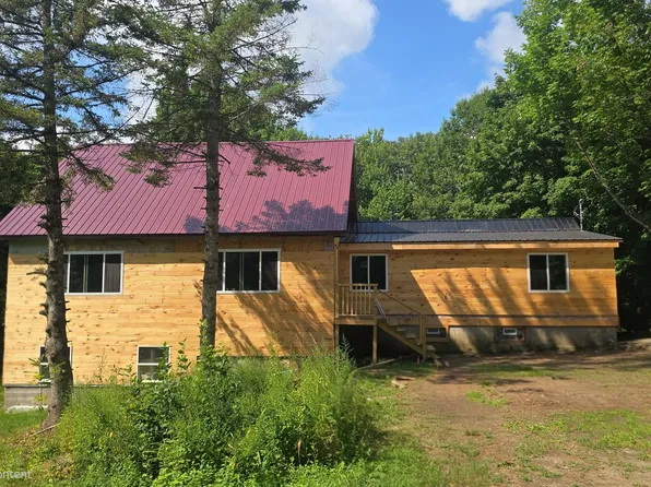 15 Cottrell Road, Dixmont, ME 04932