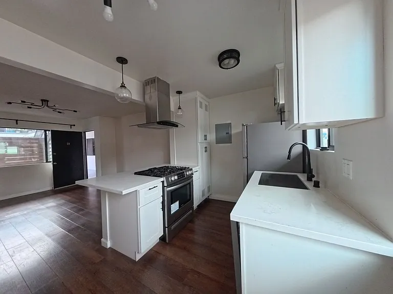 6607 N. Figueroa St. — Photo 14