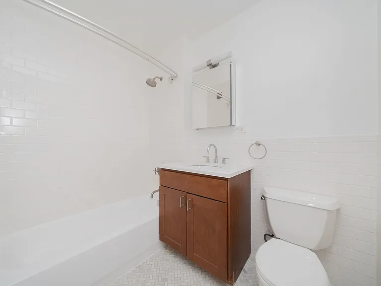 75-25 153rd St #580 — Photo 8