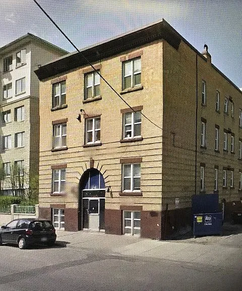 1411 Centre St SW #22 — Photo 6