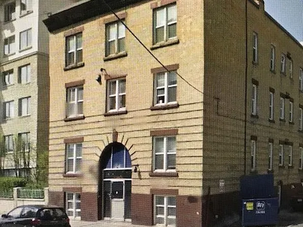 1411 Centre St S, Calgary, AB