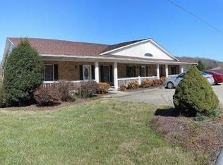 101 Crestview Dr #1, Greeneville, TN 37745