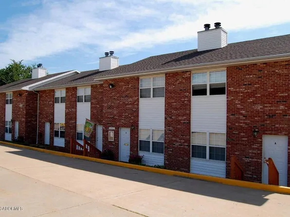 105 Ventura Ave E, Jefferson City, MO 65109