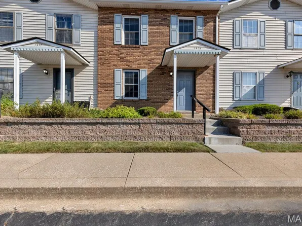 1315 Sunny Terrace Dr #C, Ofallon, MO 63366
