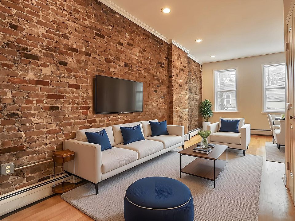 1st image of 273 Webster Ave APT 4