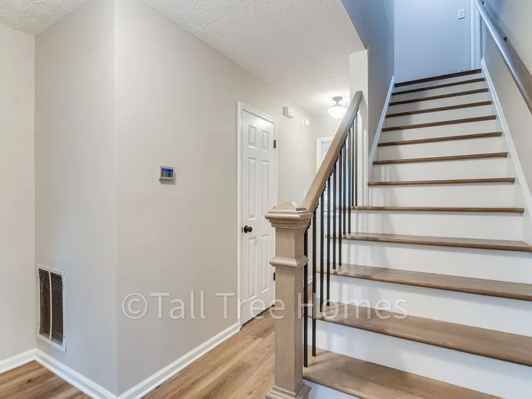 Front Entry Way