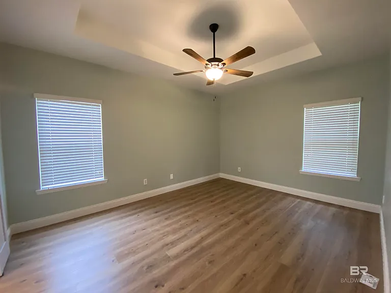 24304 Raynagua Blvd — Photo 10