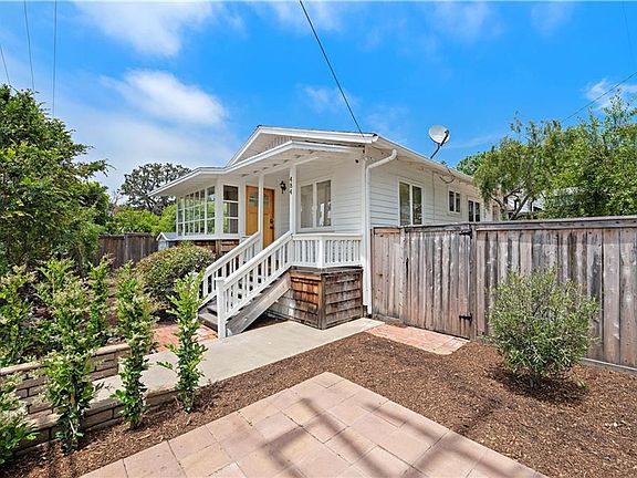 4th image of 484 Monterey Dr