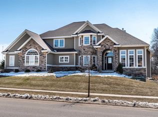 9809 Shadow Ridge Trl, Middleton, WI 53562