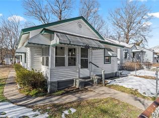 34 Spring St, Petersburg, VA 23803