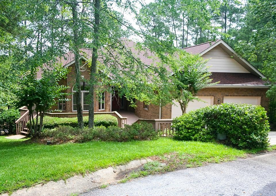1st image of 124 Golf Lane