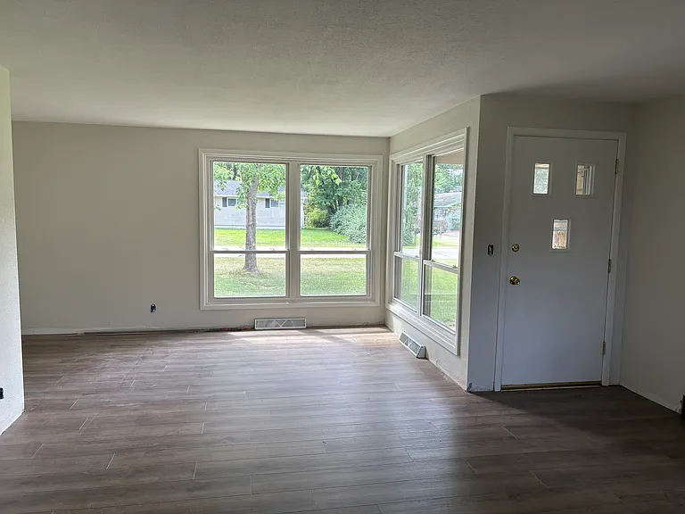 805 Chestnut St — Photo 2