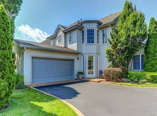 628 Madeira Blvd, Melville, NY 11747