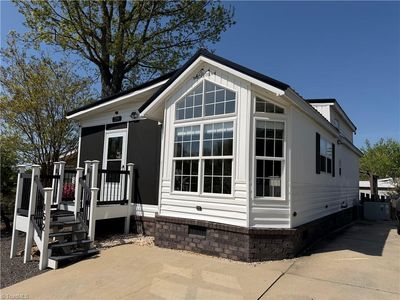 156 Marina Dr, New London, NC, 28127