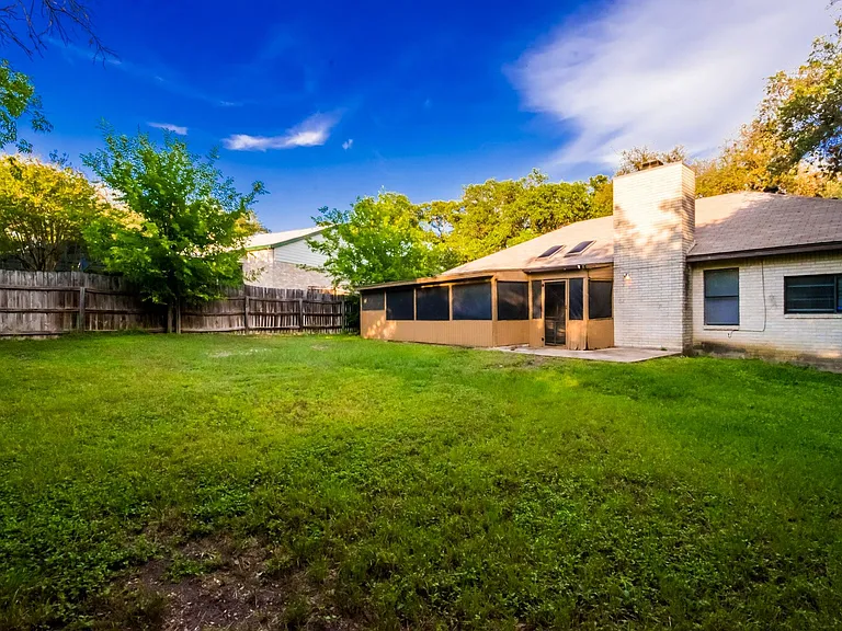 8727 Timberwilde St — Photo 25