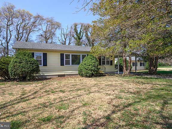 2nd image of 107 Longfellow Dr
