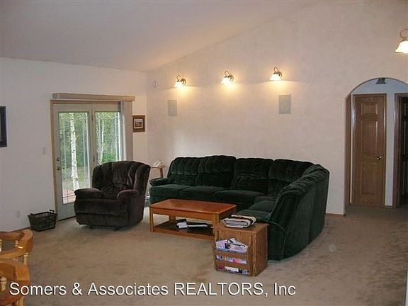 3rd image of 2140 Waxwing Ct