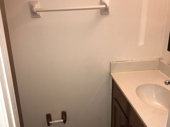 4th image of 711 Courchelle Ct #A