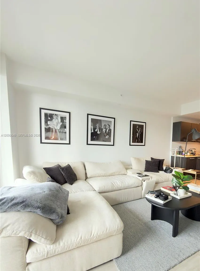 Brickell Heights West Con — Photo 3
