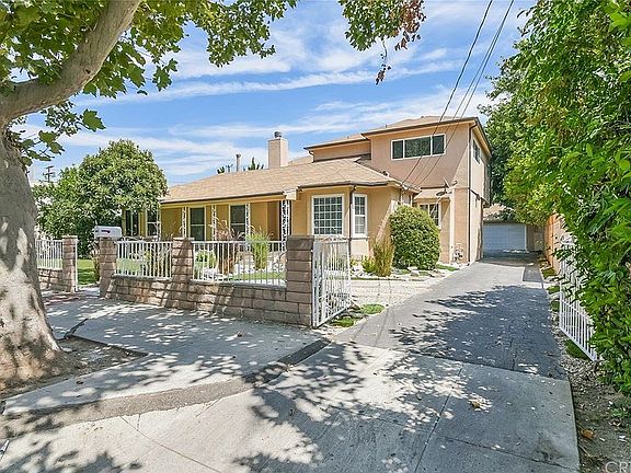 2nd image of 5942 Mammoth Ave