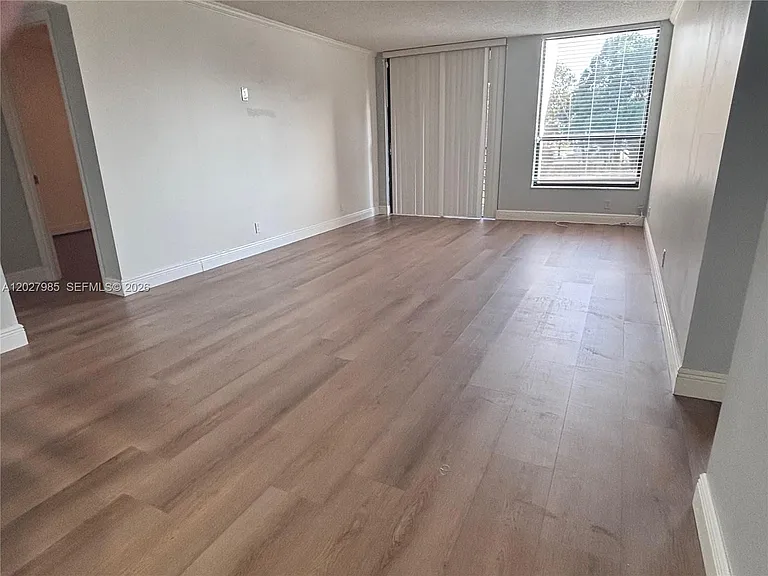 8050 W McNab Rd #212 — Photo 1