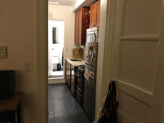 5th image of 316 W 78th St APT 3F