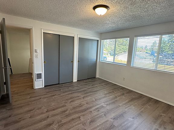 4th image of 1301 Horne St NE #1